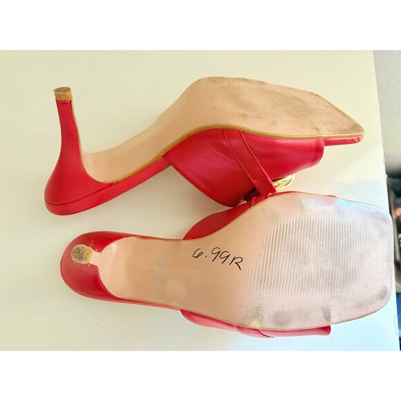 Bisou Bisou Michele Bohbot Red Mules Heels Gold Chain Slide Sandals Size 10 - Picture 5 of 7